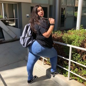 Meet your Posher, Robby